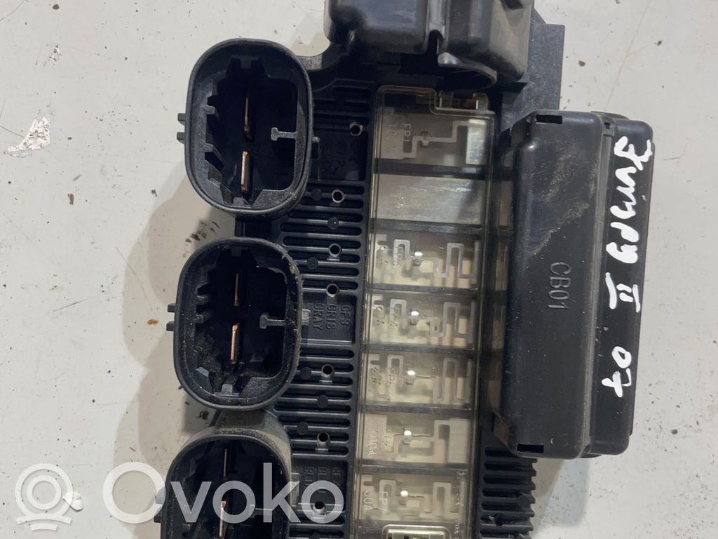 Drošinātāju bloks   1400550780