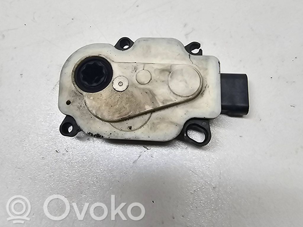 Volvo V40 Cross country Oro sklendės varikliukas 