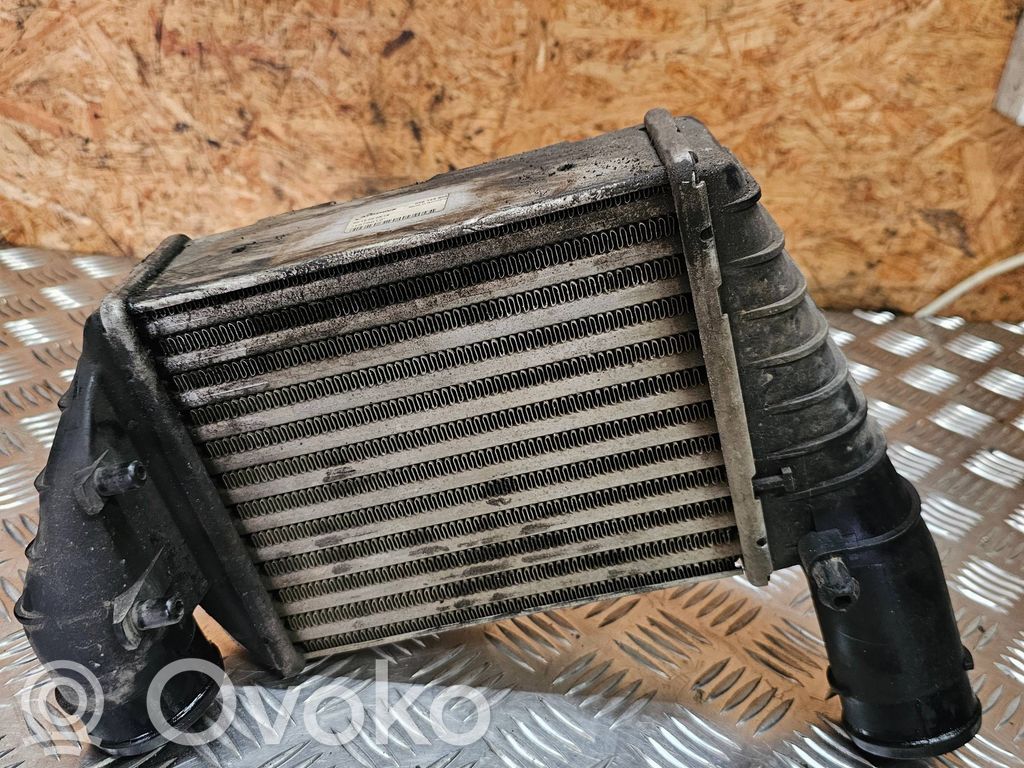 Starpdzesētāja radiators   059145806,1575612,2012020516