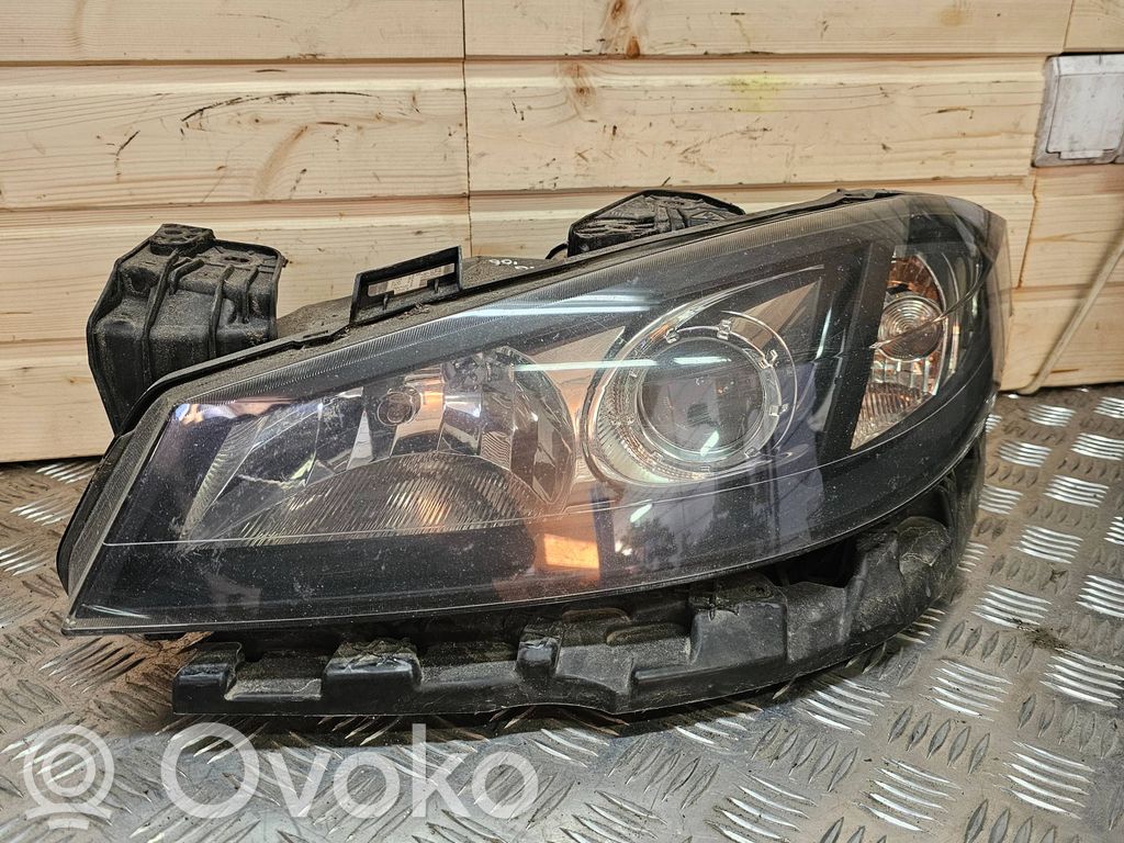Renault Laguna II Phare frontale 