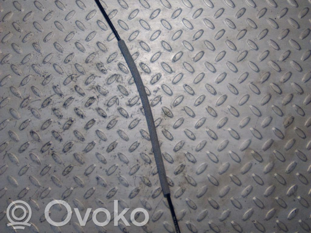 Volvo S60 Línea de cable de puerta trasera 