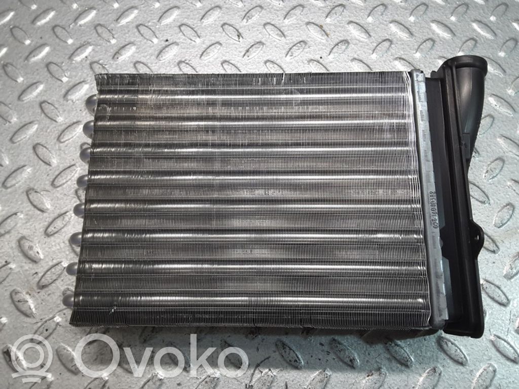 Peugeot 208 I Radiator aerotermă 