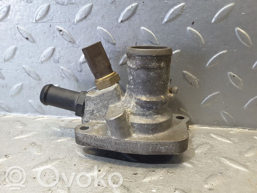 Fiat 500 Termostat/carcasă termostat 