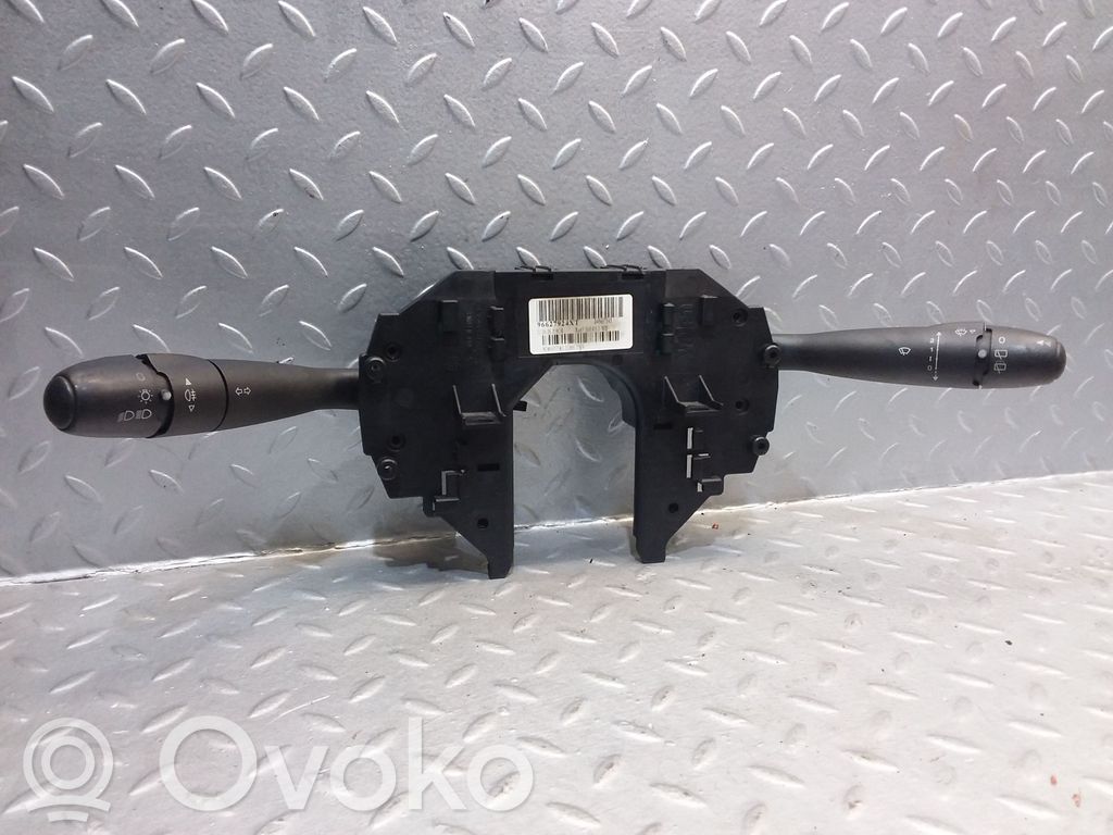Citroen C4 I Wiper turn signal indicator stalk/switch 