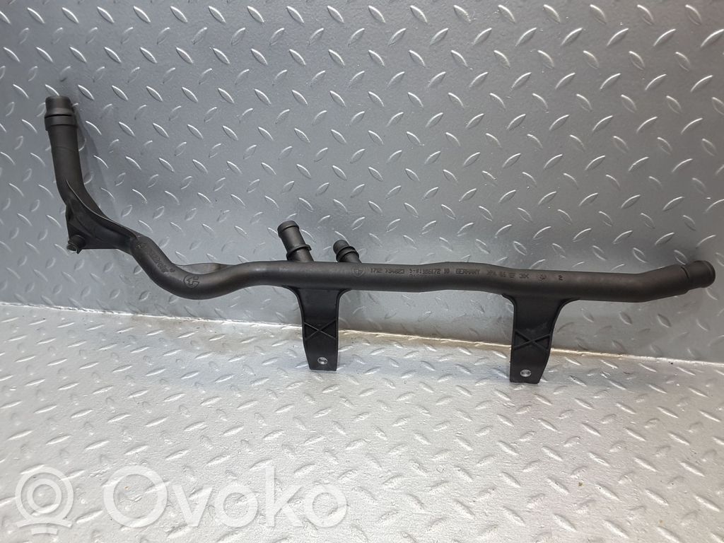 BMW 1 E81 E87 Engine coolant pipe/hose 