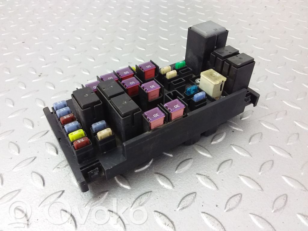 Subaru B9 Tribeca Fuse module 