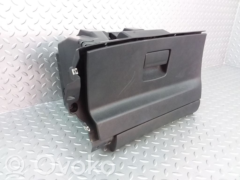 Ford S-MAX Daiktadėžės (bordačioko) komplektas 