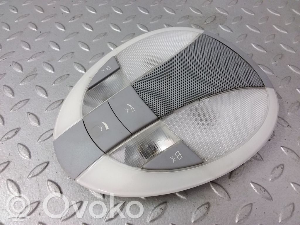 Mercedes-Benz E W211 Rear seat light 