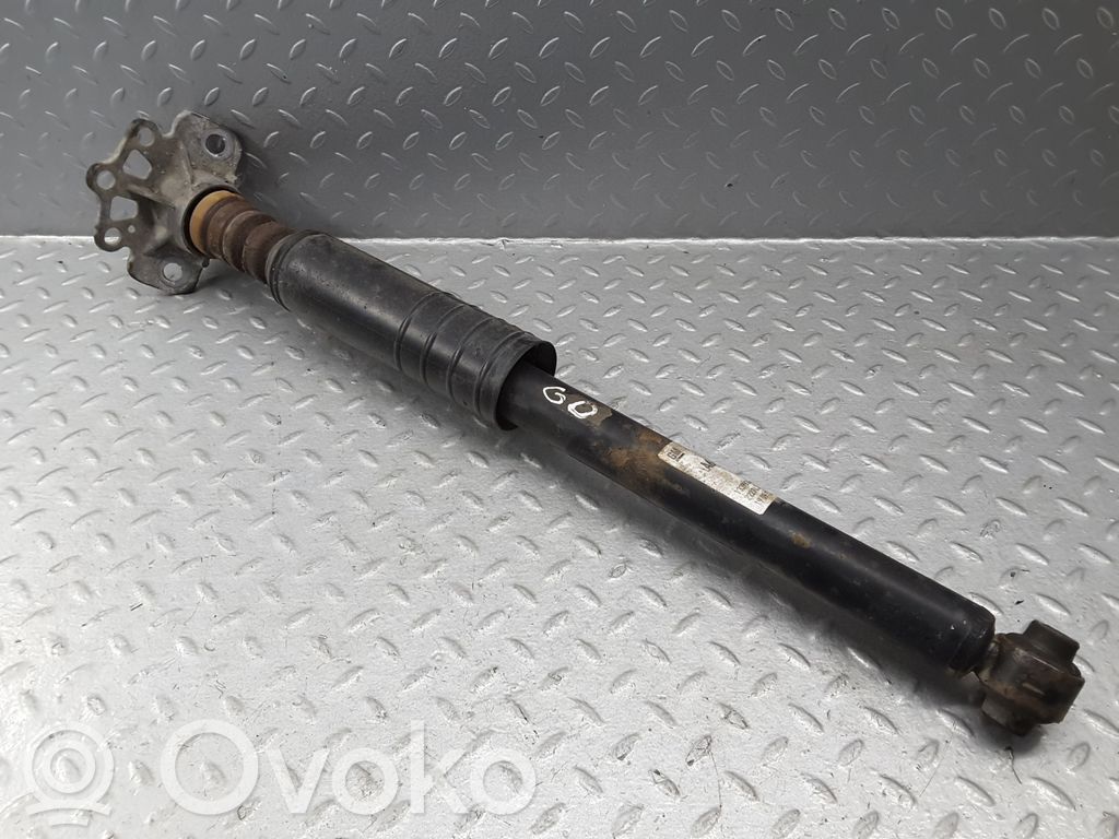 Opel Corsa D Takaiskunvaimennin 