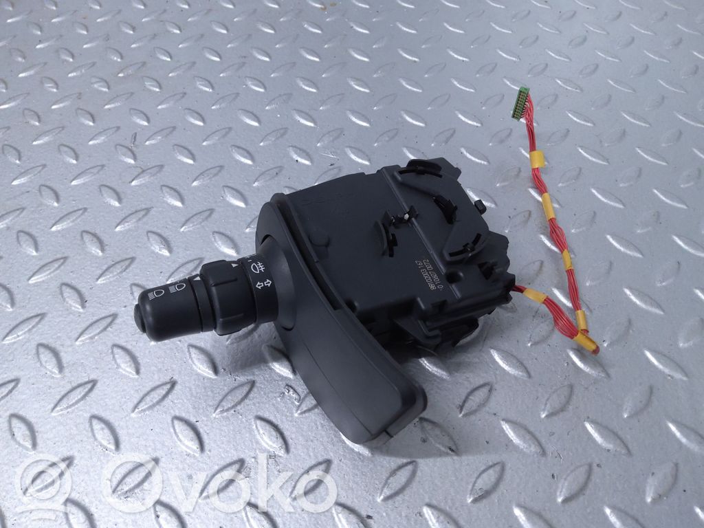 Renault Clio III Indicator stalk 