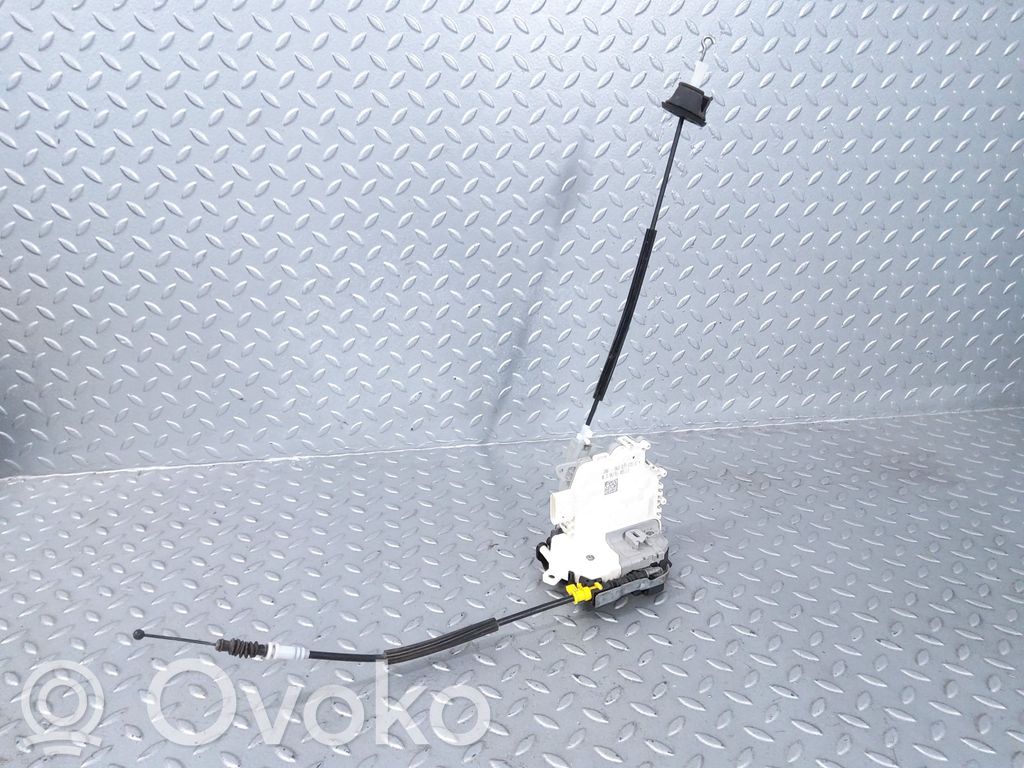 Audi A4 S4 B8 8K Rear door lock 