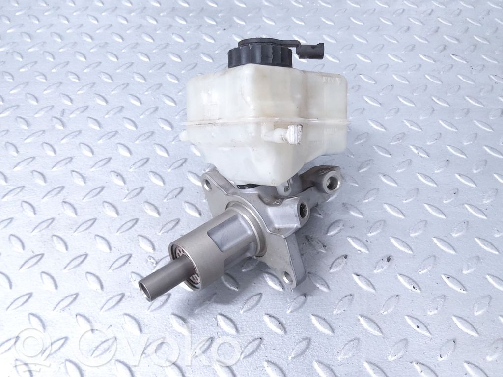 BMW 1 E81 E87 Pagrindinis stabdžių cilindriukas 