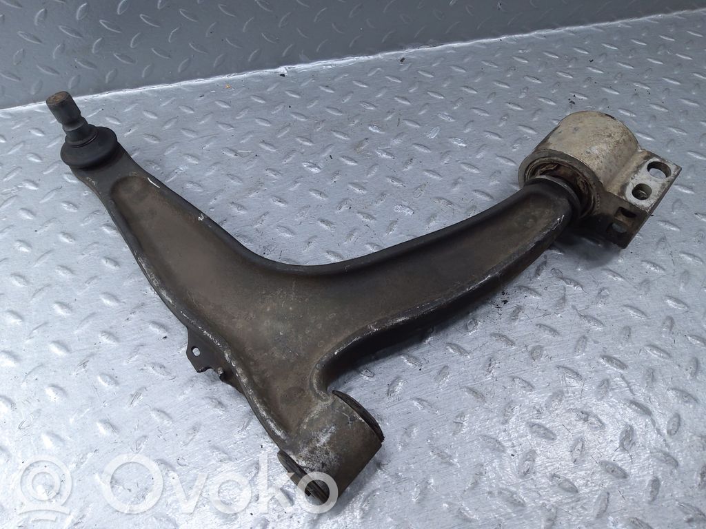 Opel Signum Dolny wahacz przedni 
