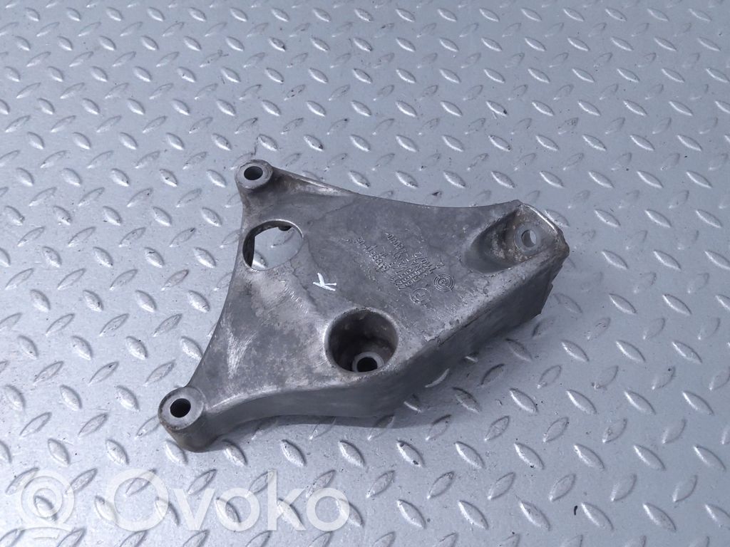 BMW 3 F30 F35 F31 Engine mounting bracket 