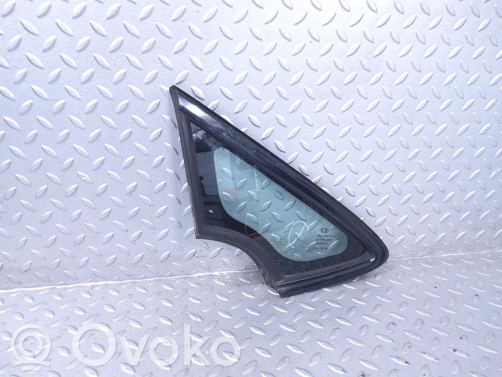 KIA Ceed Front triangle window/glass 