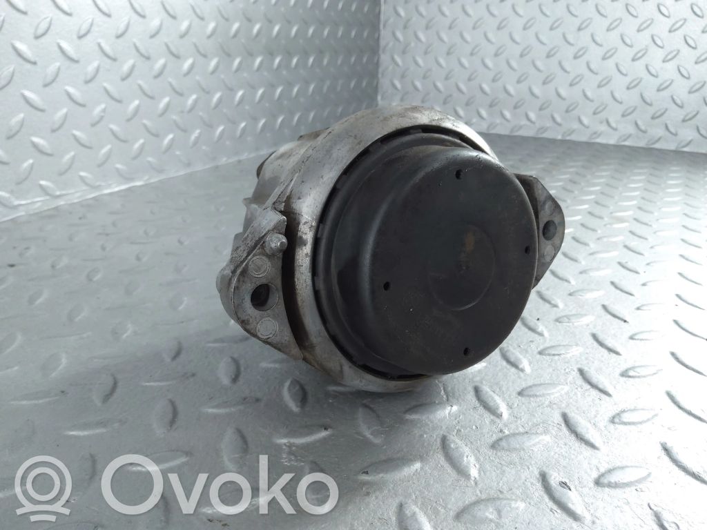 BMW 1 E81 E87 Engine mount bracket 