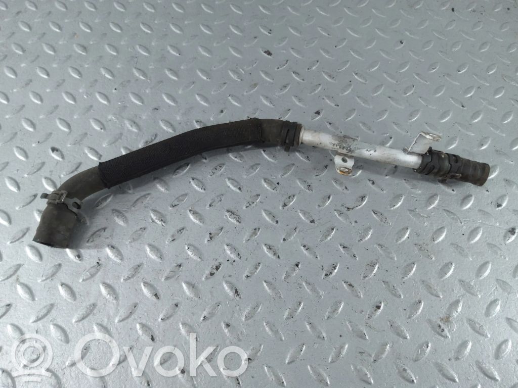 Audi A8 S8 D4 4H Engine coolant pipe/hose 