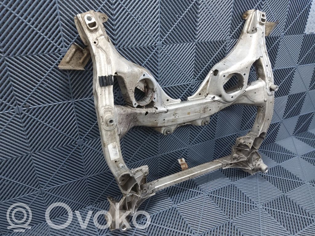 BMW 5 F10 F11 Etuapurunko 