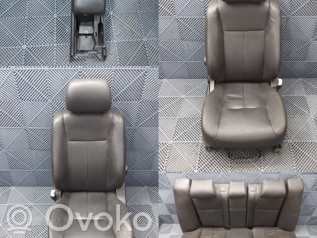 Interior set
