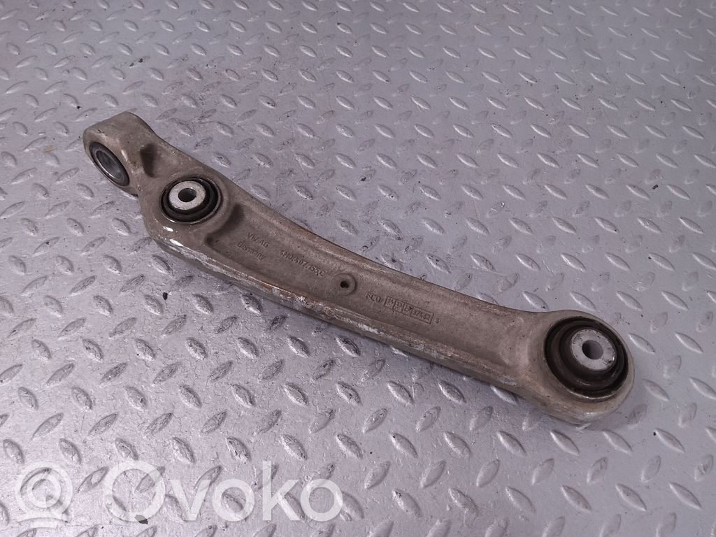 Dakša   4M0407155C