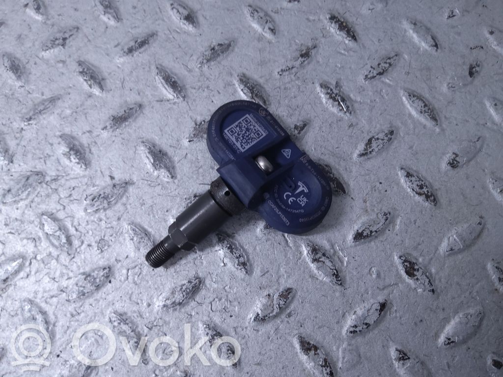 Tesla Model S Tire pressure sensor 