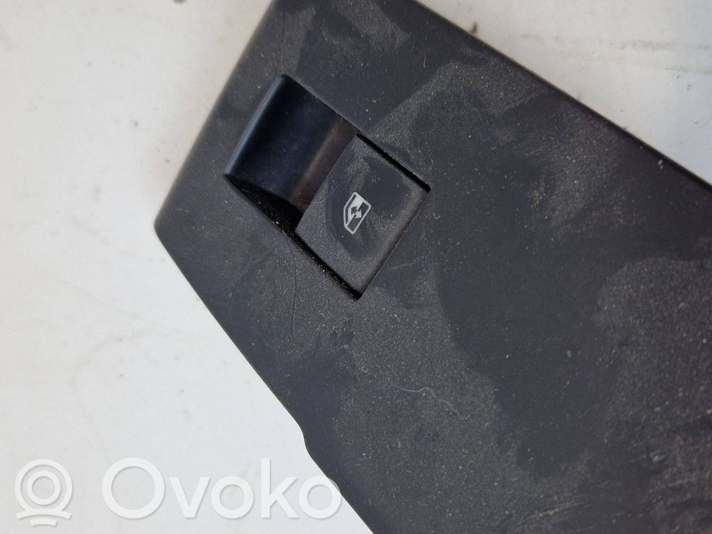 Electric window control switch   13307906