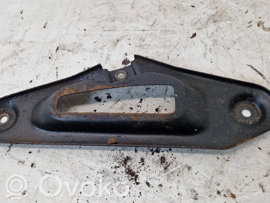Saab 9-5 Engine mount bracket 