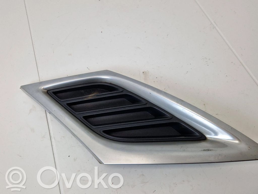 Saab 9-3 Ver2 Etusäleikkö 