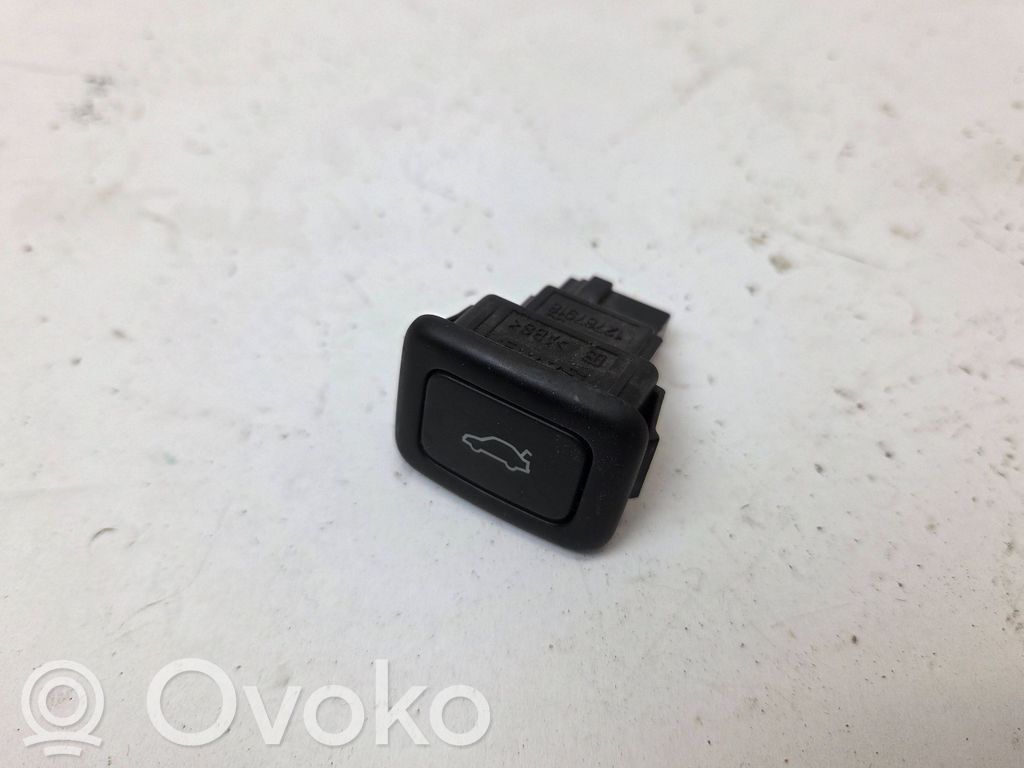 Tailgate/trunk/boot open switch   12787918