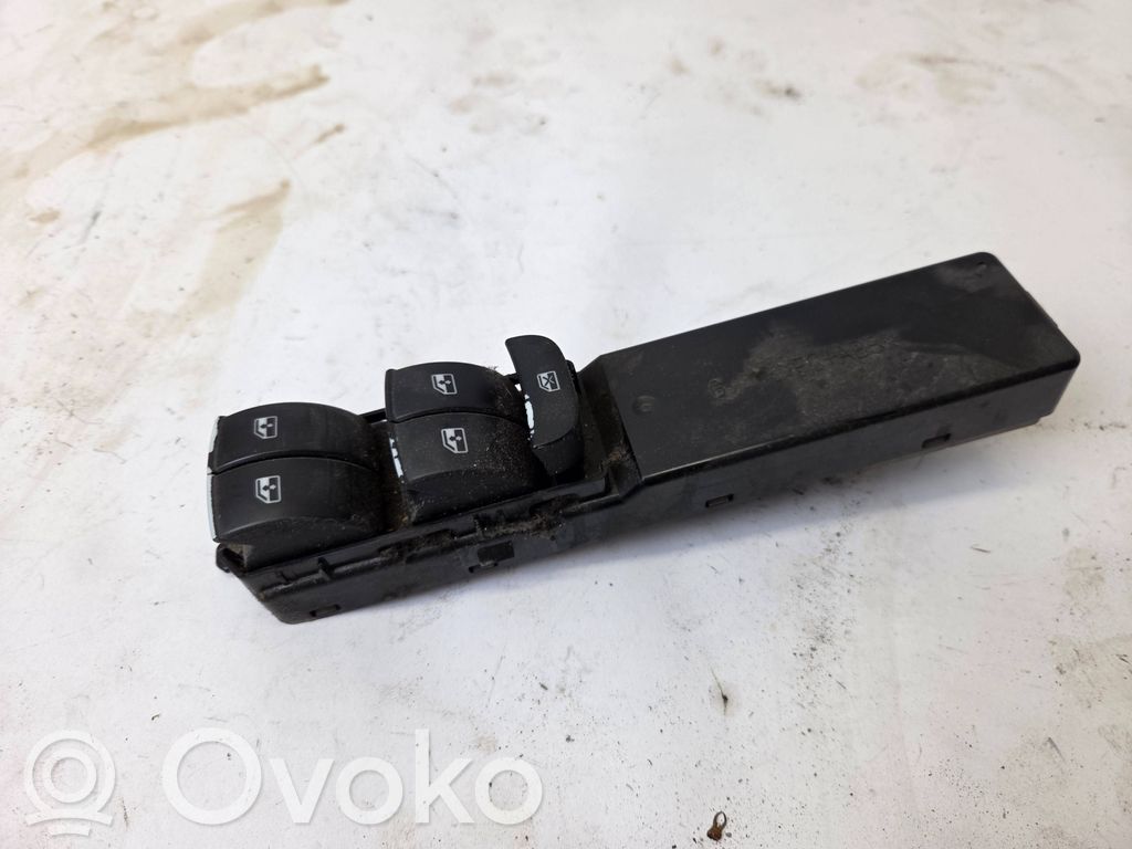 Electric window control switch   12772023