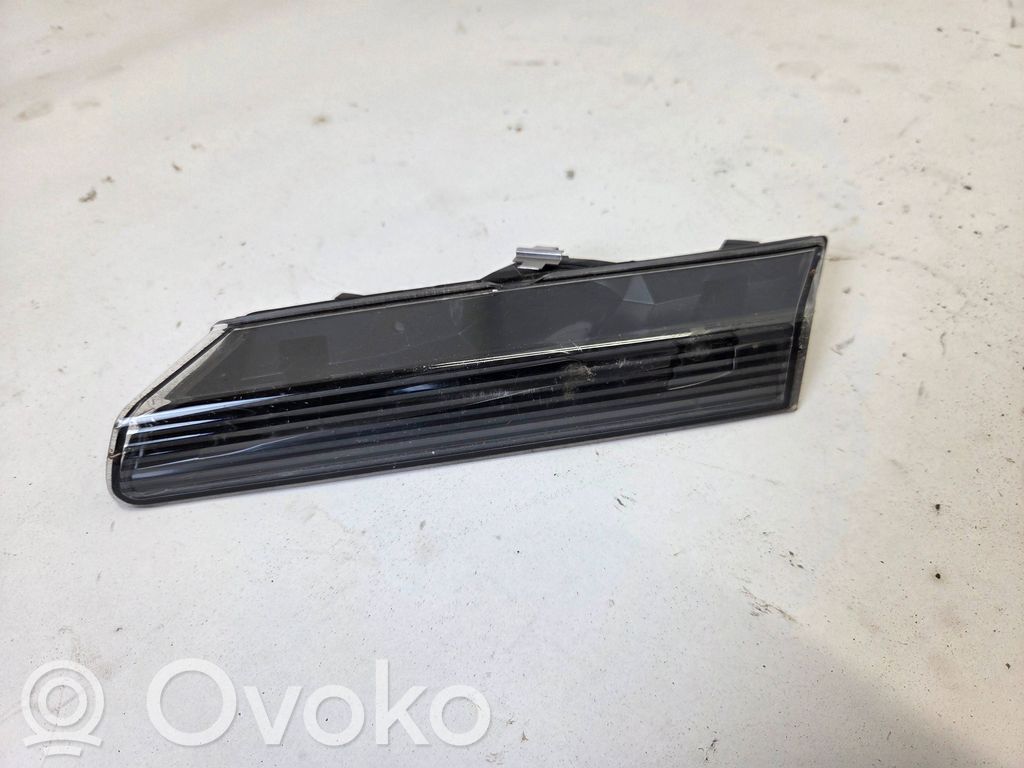 Saab 9-5 Reflektor vorne 