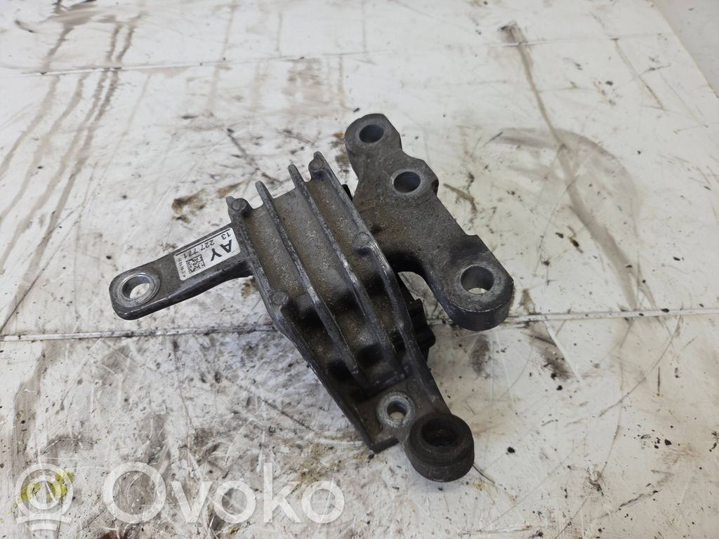 Saab 9-5 Engine mount bracket 