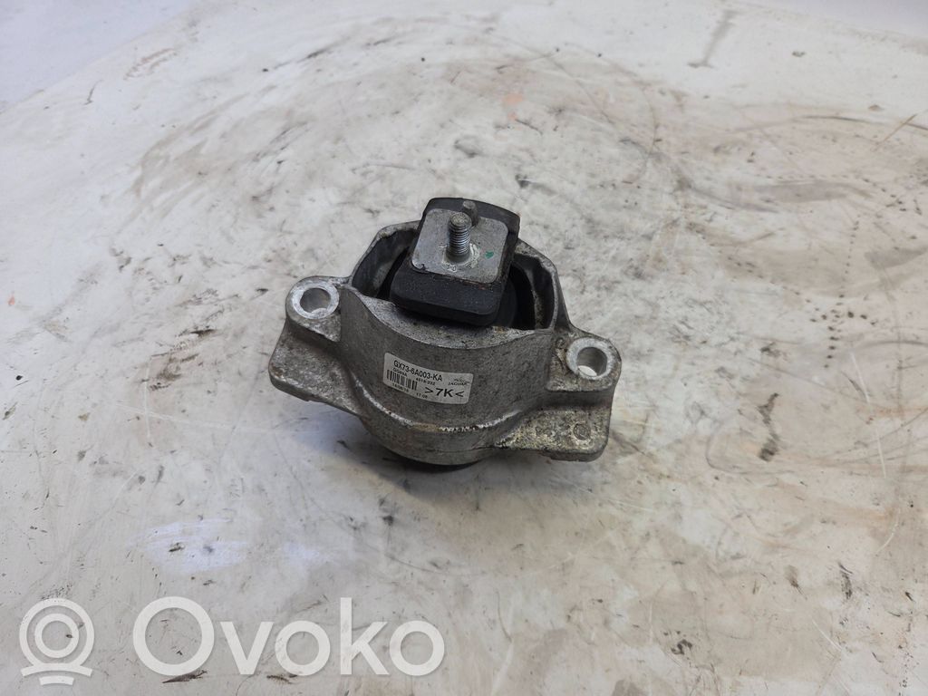 Engine mount bracket   GX736A003KA