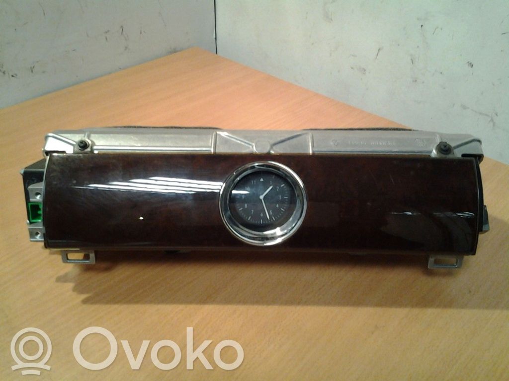 Volkswagen Phaeton Dash center air vent grill 