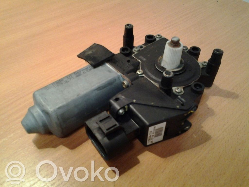 Audi A6 S6 C5 4B Fensterhebermotor Tür vorne 