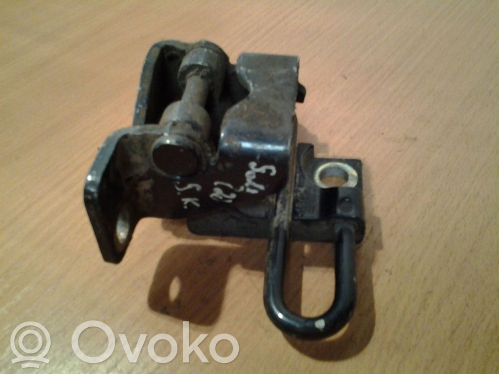 Volkswagen Golf V Bisagra inferior de la puerta trasera 