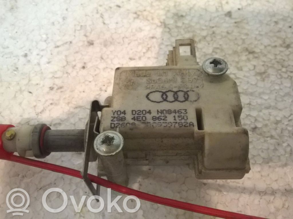 Audi A8 S8 D3 4E Verrouillage du bouchon du réservoir de carburant 