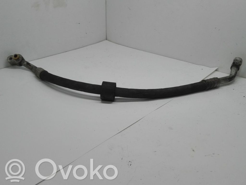 Audi A8 S8 D3 4E Ilmastointilaitteen putki (A/C) 