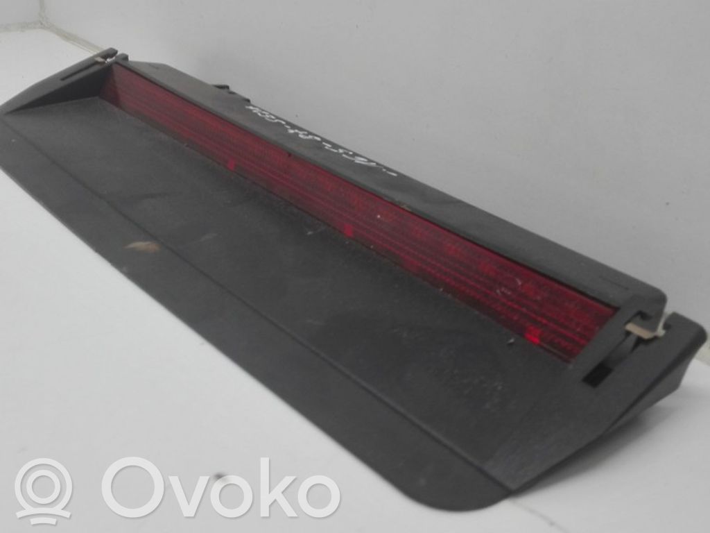 Volkswagen PASSAT B7 Troisième feu stop 