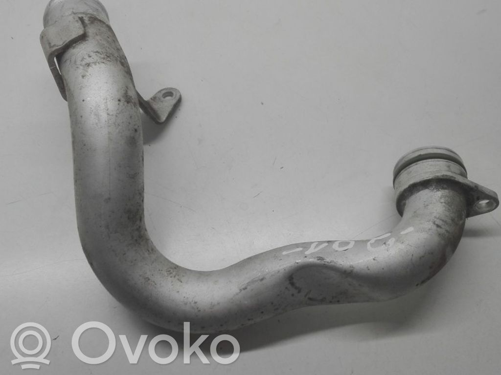 Audi A8 S8 D4 4H Engine coolant pipe/hose 