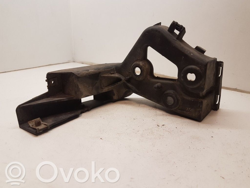 Audi A8 S8 D3 4E Rear bumper mounting bracket 