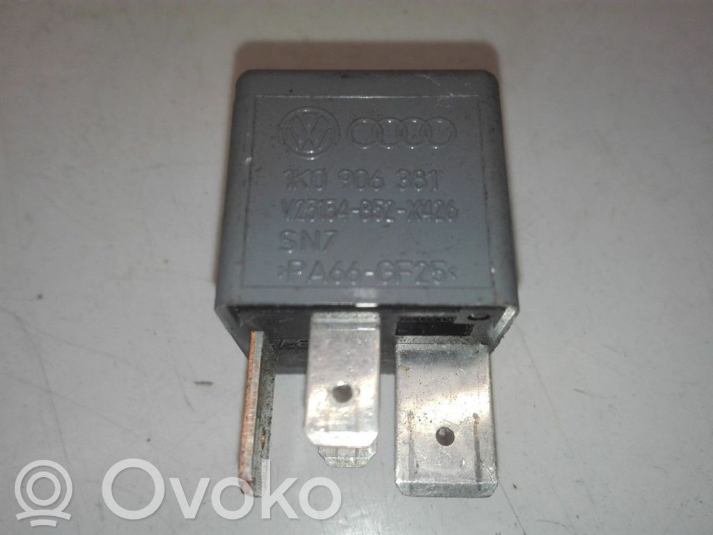 Audi A4 S4 B7 8E 8H Otros relés 