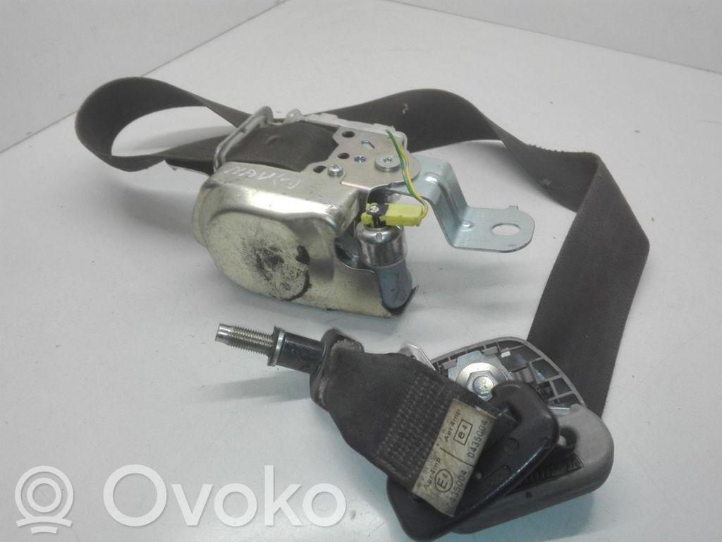 Nissan Navara Cinturón delantero 