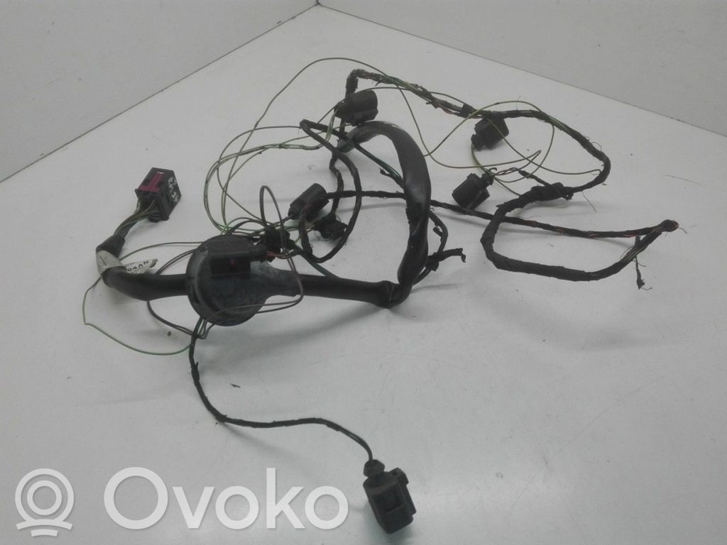 Cableado del sensor de aparcamiento (PDC)   4E0971104