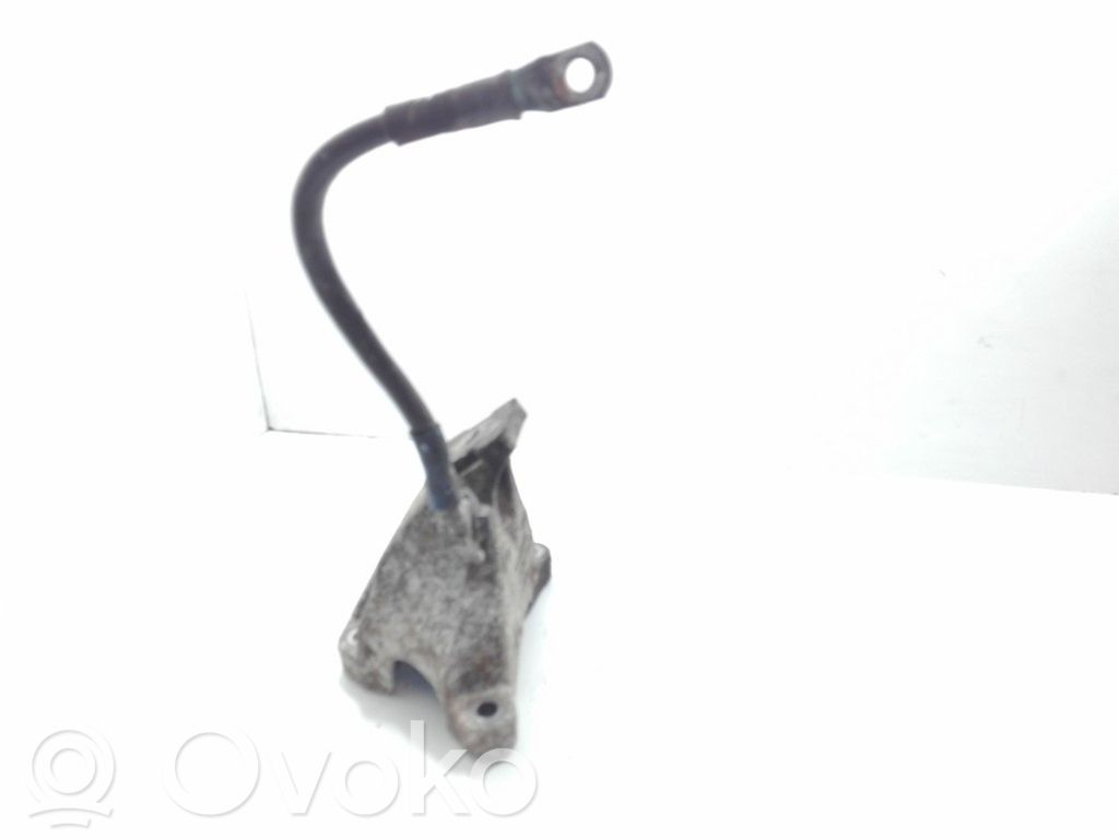Engine mounting bracket   4F0199308L
