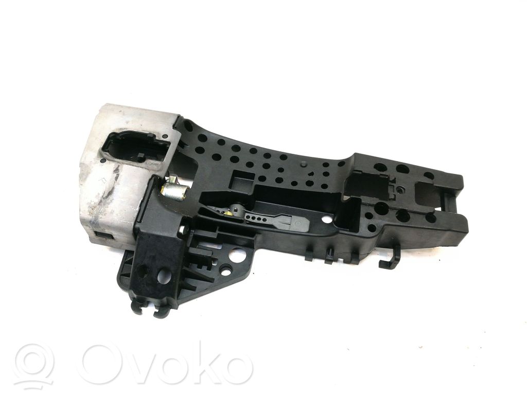 Audi A4 S4 B8 8K Front door exterior handle/bracket 