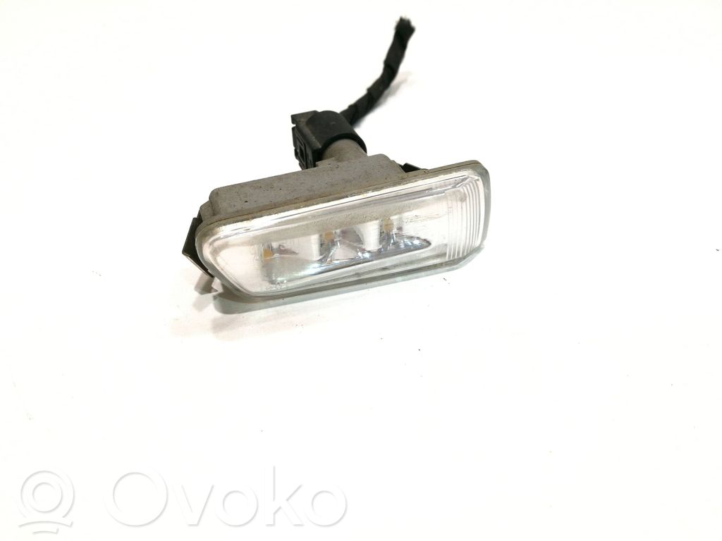 Audi A8 S8 D3 4E Front fender indicator light 