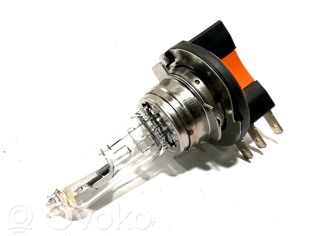 Audi A5 8T 8F Etuajovalon polttimo 