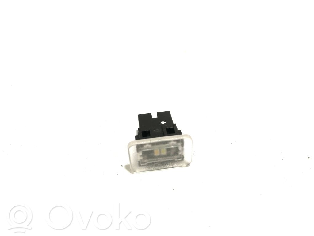 Luz interna puerta delantera   36112655