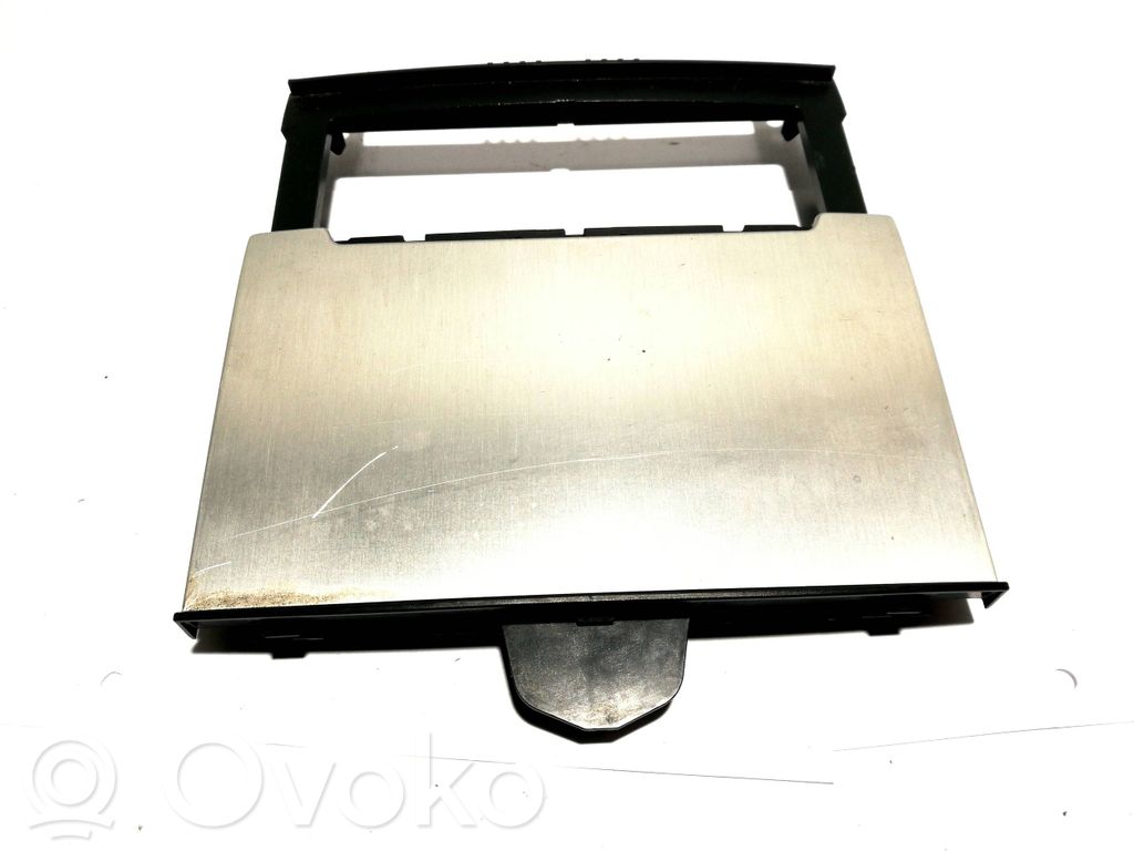 Audi A6 S6 C7 4G Panel popielniczki deski rozdzielczej 